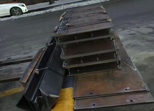 青岛福格勒摊铺机熨平板加宽段总成 加长段底板